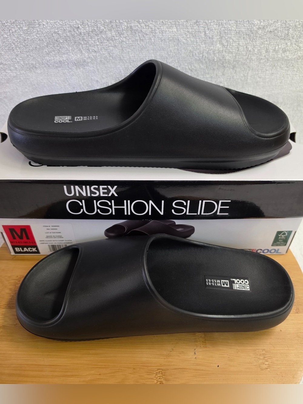 32 Degrees Cool Unisex Cushion Slides Black Size M Women 7.5-8.5 Men 5.5-6.5